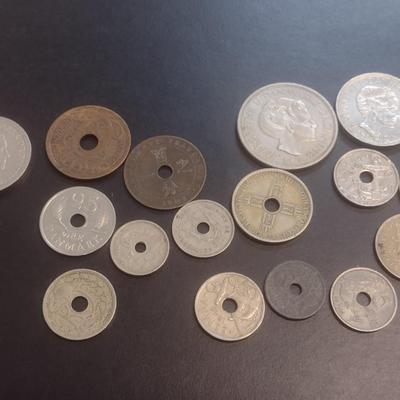 Collection of World Coins Mostly Danish or Spanish Various Dates, Denominations and Origin (#101)