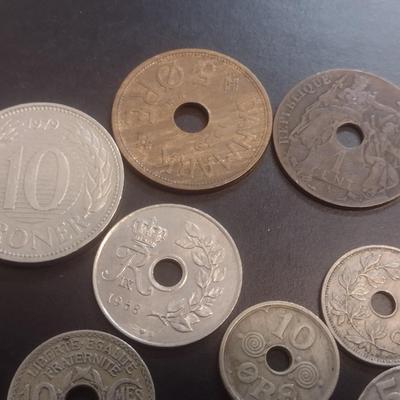 Collection of World Coins Mostly Danish or Spanish Various Dates, Denominations and Origin (#101)