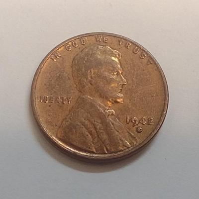 Set of Two 1942-D U. S. Wheat Pennies on with "L" on Rim Error (#106)