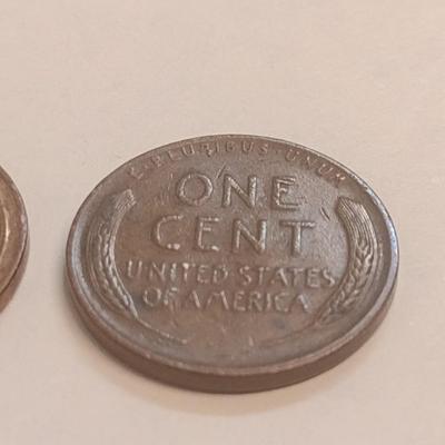 Set of Two 1942-D U. S. Wheat Pennies on with "L" on Rim Error (#106)