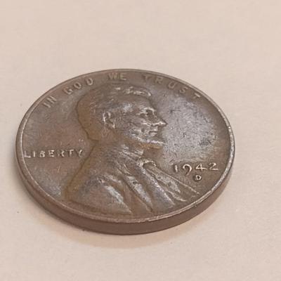 Set of Two 1942-D U. S. Wheat Pennies on with "L" on Rim Error (#106)