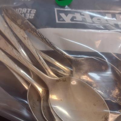 Set of Eight Pieces Sterling Silver Spoons 258 grams (#1)