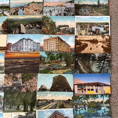 A GREAT VARIETY OF VINTAGE POSTCARDS