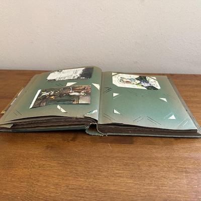 2 VINTAGE SCRAPBOOKS