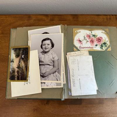 2 VINTAGE SCRAPBOOKS