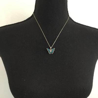 Beautiful, silver toned, vintage, butterfly pendant necklace