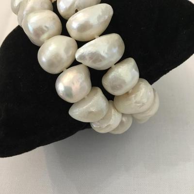 Vintage natural light, mother of pearl Baroque double strand bracelet