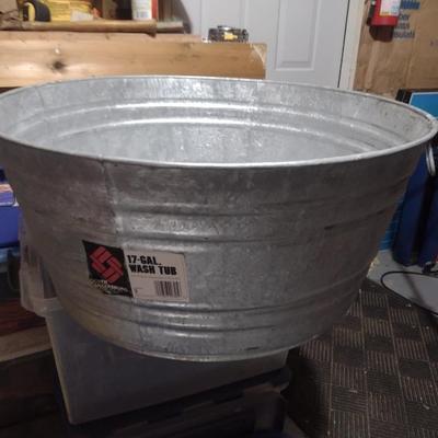 Galvanized 17 Gallon Washtub