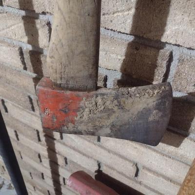 Assortment of Garden Hand Work Tools