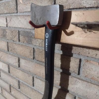 Assortment of Garden Hand Work Tools