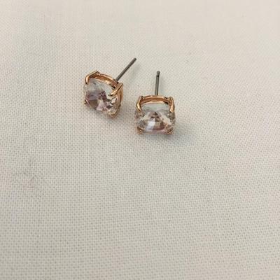 Gorgeous rose, gold, toned, origami owl, crystal studded earrings