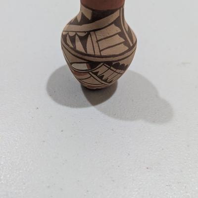 Native American Pottery Vase Tan/Red/Brown 3 " Signed M V Jemez (SR)