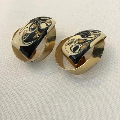 Retro large earrings, 80s marbled enameled, black and gold