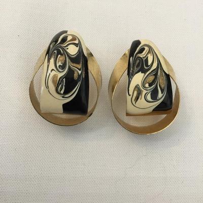Retro large earrings, 80s marbled enameled, black and gold