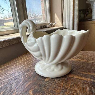 CERAMIC APPLE PITCHER, GRAVY BOAT & CERAMIC SERVING BOWL