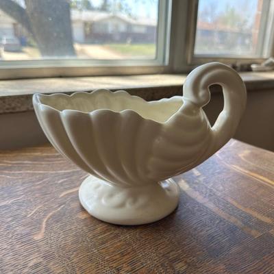 CERAMIC APPLE PITCHER, GRAVY BOAT & CERAMIC SERVING BOWL
