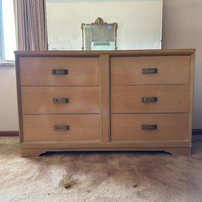 6 DRAWER DRESSER WITH MIRROR