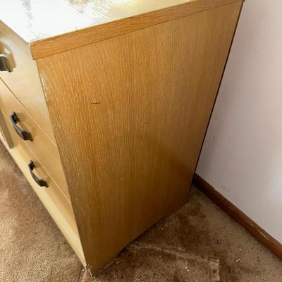 6 DRAWER DRESSER WITH MIRROR