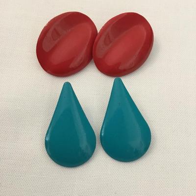 Cute Red and turquoise enameled, vintage stud earrings