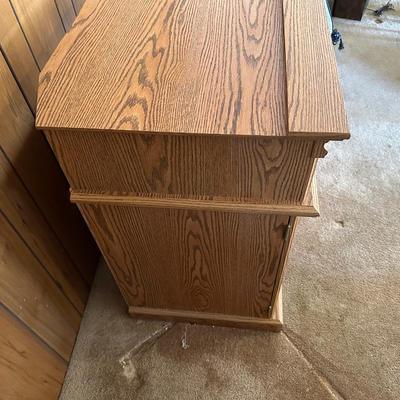 MEDIA STAND WITH GLASS FRONT DOOR AND DVD/CD STORAGE