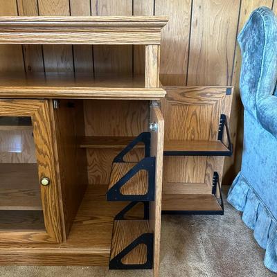 MEDIA STAND WITH GLASS FRONT DOOR AND DVD/CD STORAGE