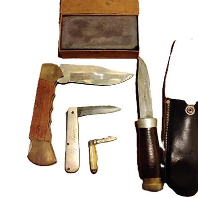 Knifes & sharpening stone