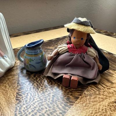 FORENCE CERAMICS PASADENA GIRL POT