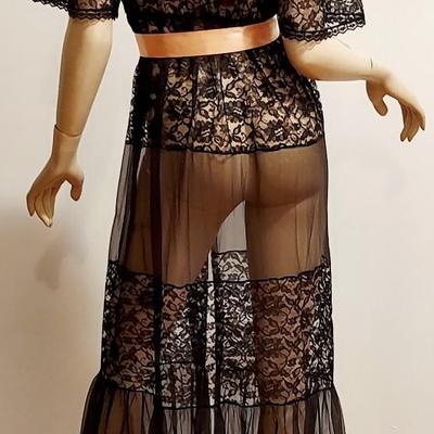Vtg 60s Layering Robe/Dress Maxi lace with Sash
