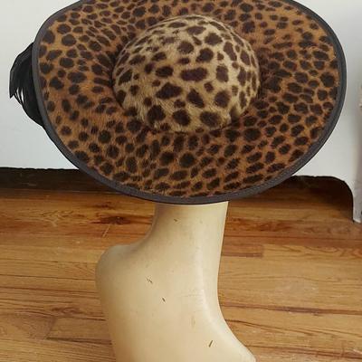 Vtg 1930 Leopard Fascinator Derby Hat w/Feathers