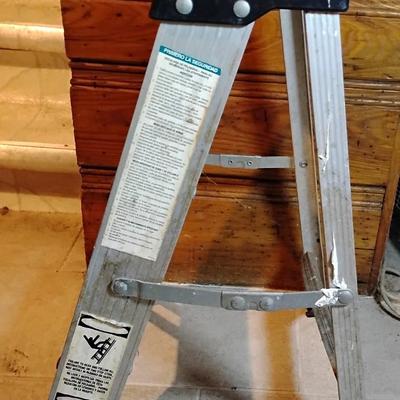Step Ladder