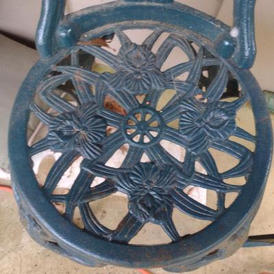 Cast Metal Bistro Table and Chair with Iris Design