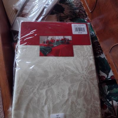 Collection of Table Linens- Place Mats and Table Cloths