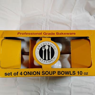 French onion soup bowls 1 of 3 sets