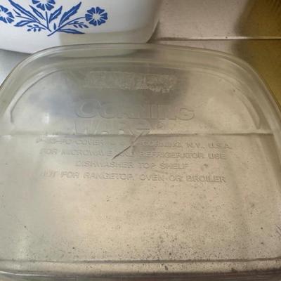 VINTAGE PYREX POT, CORNING WARE CONTAINERS AND VINTAGE FEDERAL AMBER GLASS REFRIGERATOR BOX