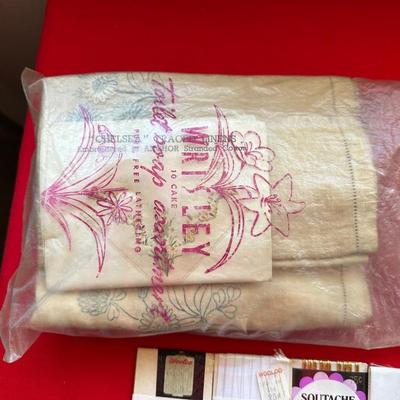 NICE ASSORTMENT OF SEWING NOTIONS