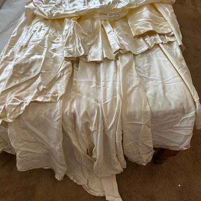 VINTAGE WEDDING DRESS AND LADIES COAT