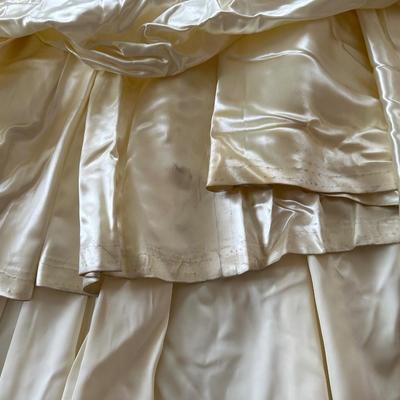 VINTAGE WEDDING DRESS AND LADIES COAT