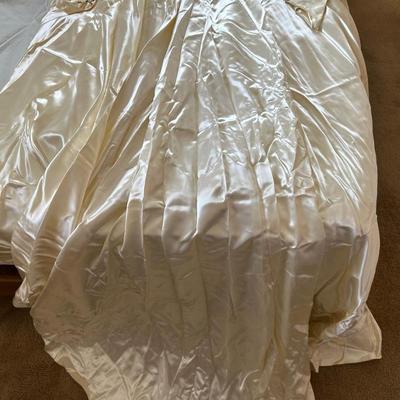 VINTAGE WEDDING DRESS AND LADIES COAT