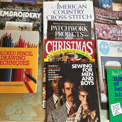 ASSORTMENT OF READING MATERIAL