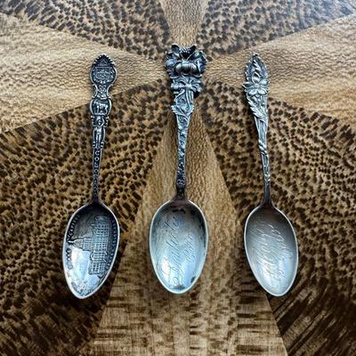 VINTAGE STERLING SILVER COLORADO COLLECTORS SPOONS