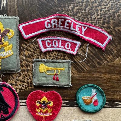 VINTAGE BOY SCOUTS PATCHES AND MERIT BADGES