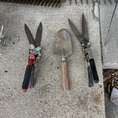 MISCELLANEOUS YARD TOOLS AND A PUSH BROOM