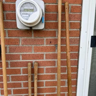 MISCELLANEOUS YARD TOOLS AND A PUSH BROOM