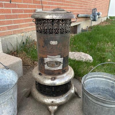 VINTAGE PERFECTION KEROSENE OIL HEATER AND 2 GALVANIZED METAL BUCKETS