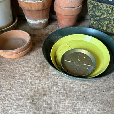 SMALL TERRACOTTA PLANTERS AND MORE