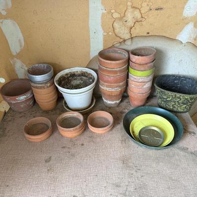 SMALL TERRACOTTA PLANTERS AND MORE
