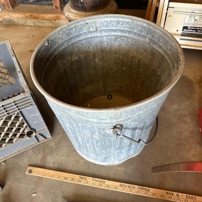 PLASTIC GAS CAN, HOSE PARTS, GALVANIZED METAL BUCKET, PRUNING SAW AND SPRINKLERS