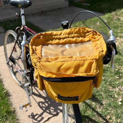 VINTAGE NISHIKI INTERNATIONAL TOURING BIKE
