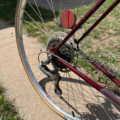 VINTAGE NISHIKI INTERNATIONAL TOURING BIKE