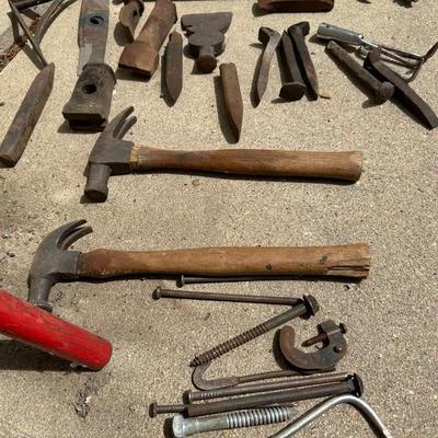 ELECTRIC CHAIN SAW, WEDGES, AXE HEADS, HAND TOOLS, ETC
